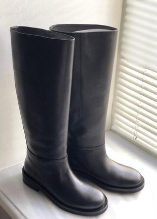 Кожаные сапоги