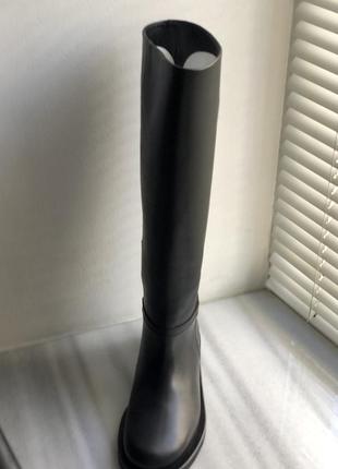 Кожаные сапоги