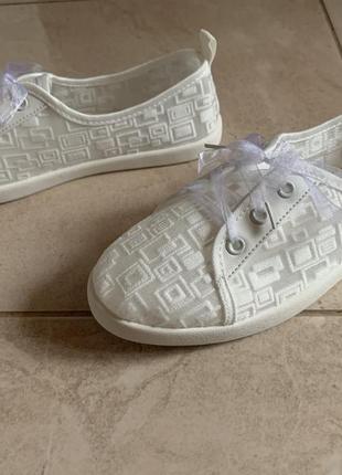 Легкие белые летние прозрачные кеды с фатиновыми шнурками,36-40