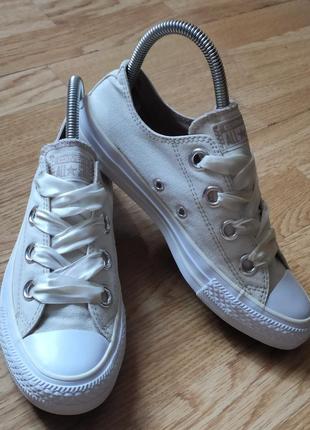 Кеди converse розмір 37,5 ,24,5 сі по устілці