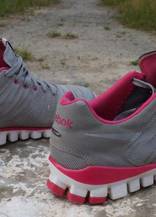 reebok realflex uform