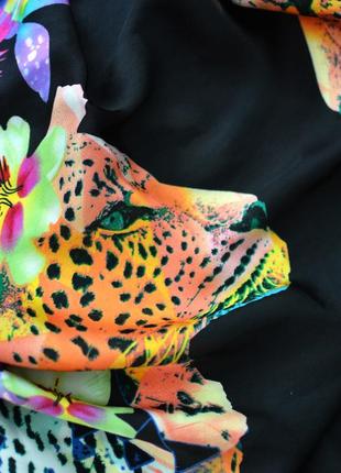 Шифоновая прозрачная рубашка с принтом леопард в цветах3 фото