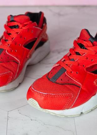Легенькі зручні кросівочки nike jordan huarache оригінал!