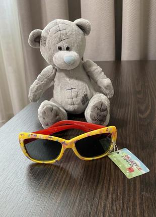 Дитячі сонцезахисні окуляри 2-6 років1 фото