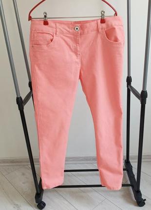 Джинсы