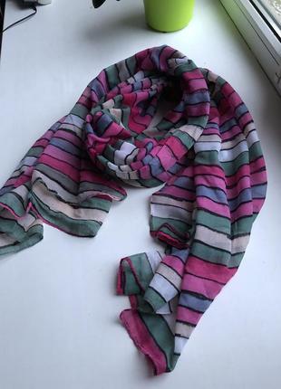 Весняний кольоровий шарф