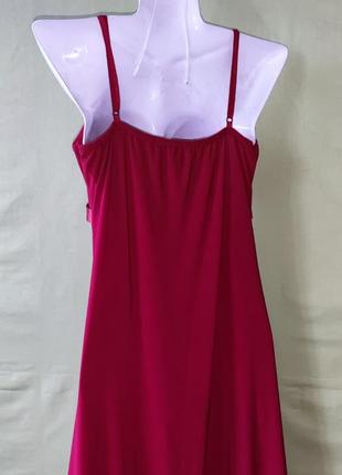 Шикарна червона сукня4 фото