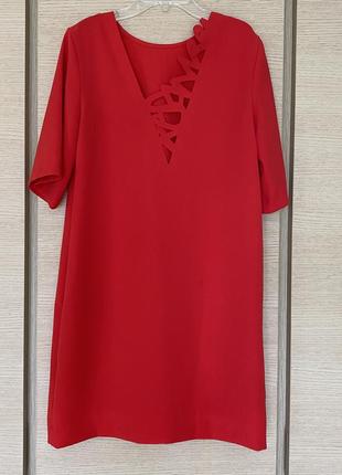 Яркое платье премиум класса размер м