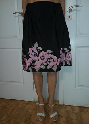 Супер красива жіночна спідниця