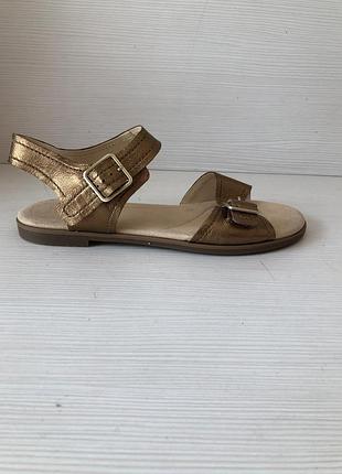 Кожаные босоножки clarks