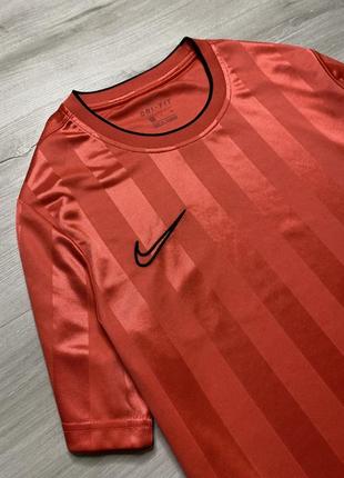 Яскрава футболка nike dri-fit2 фото