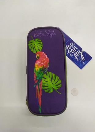 Школьный пенал