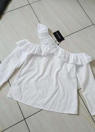 Нова білосніжна брендова блуза