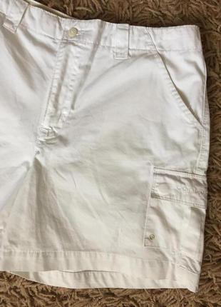 Белые хлопковые шорты с накладными карманами columbia. p.12 (наш 46-48)4 фото