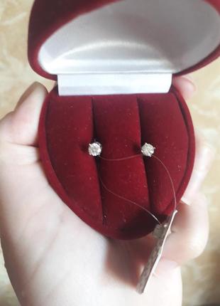 Серебряные пусеты гвоздики, продаются без футляра