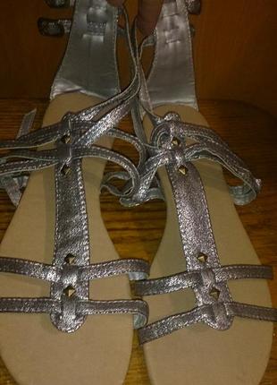 Стильні срібні босоніжки р39 atmosphere