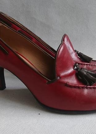 Туфли fratelli rossetti red leather mid-heel pump размер 371 фото