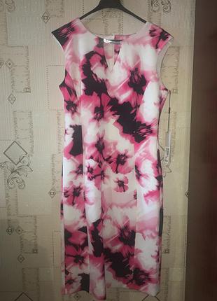 Платье фирменное футляр