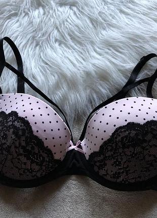 Красивий ніжний бюстгальтер ліф з мереживом пушап the lingerie