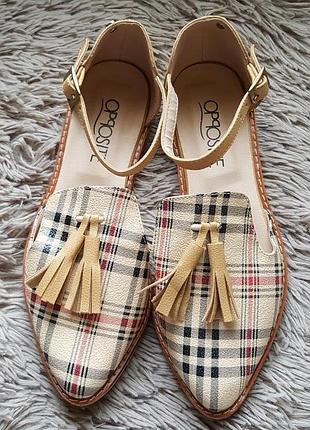 Оригинал.новые,фирменные,стильные туфли-босоножки opposite