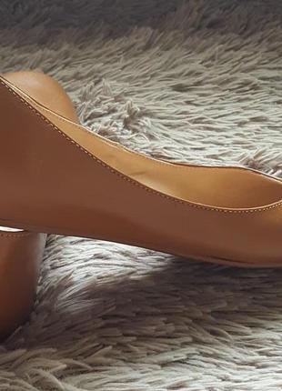 Оригінал.нові,шкіряні,фірмові туфлі-балетки-човники manor