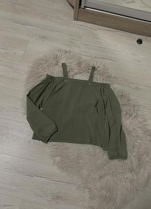 Гарна блузочка для дівчинки