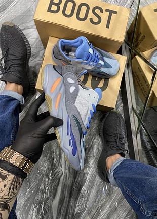 Жіночі кросівки yeezy 700 grey blue