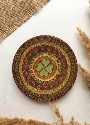 Декоративная тарелка с кельтским узором. четырехлистный клевер.1 фото