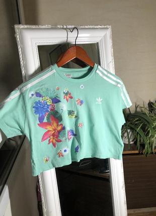 Топ adidas