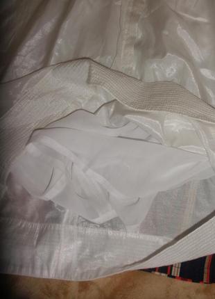 Белое легкое свободное нарядное  платье без рукавов8 фото