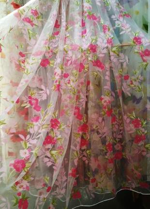 Тюль з квітами.