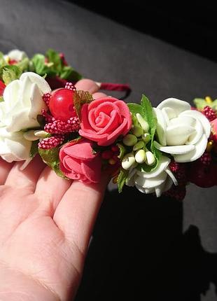 Обруч з квітами з квітами