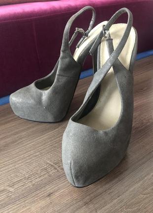 Босоножки туфли с открытой пяткой kurt geiger  miley pewter