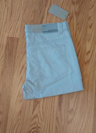 Тонкие брюки