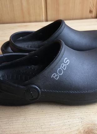 Чорні крокси bobs