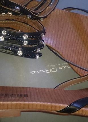 Стильні чорні вєтнамки камінці р39 depeche