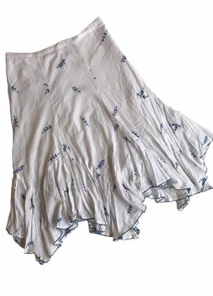 Белая хлопковая юбка миди monsoon с вышивкой2 фото