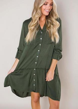 Свободное платье рубашка с воланом цвета хаки оверсайз  в отличном состоянии