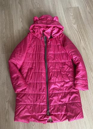 Яркая курточка с ушками