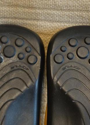 Практичні відкриті шкіряні шльопанці кремового кольору max joy пакистан 42 р. ( 28 див.)10 фото