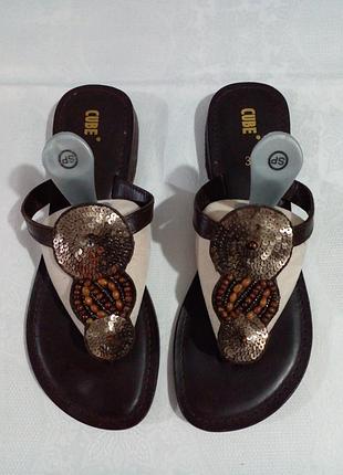 В'єтнамки з декором