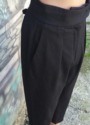 Дизайнерские штаны,высокая посадка,защипы,sara battaglia3 фото