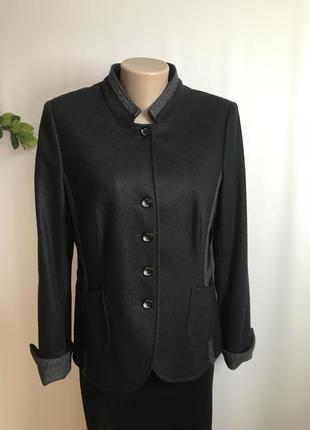 Фирменный  шерстяной пиджак, жакет от bogner 10, m