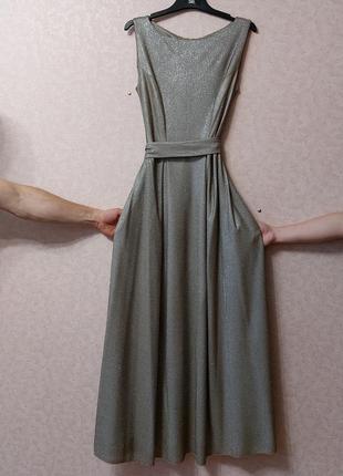 Вечірня сукня