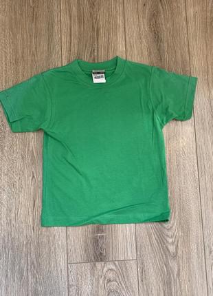 Дуже якісна футболка бренд