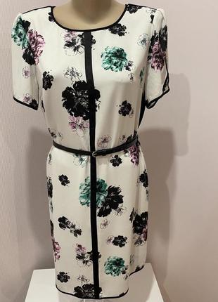 Сукня жіноча