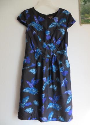 Сукню оригінального крою з натурального шовку