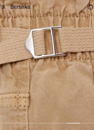 Шорти bershka короткі джинсові беж пісочного кольору гумка бершка 38 м 465 фото