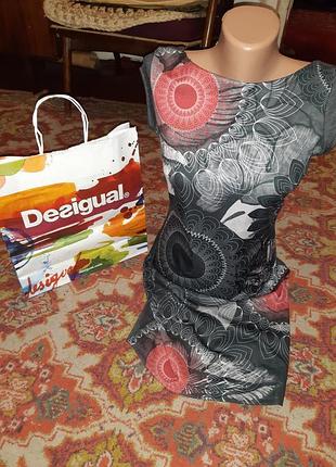 Desigual фирменноє платьє оригінал з шотландії