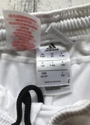 Крутые шорты для спорта adidas manchester united размер 7-8лет2 фото